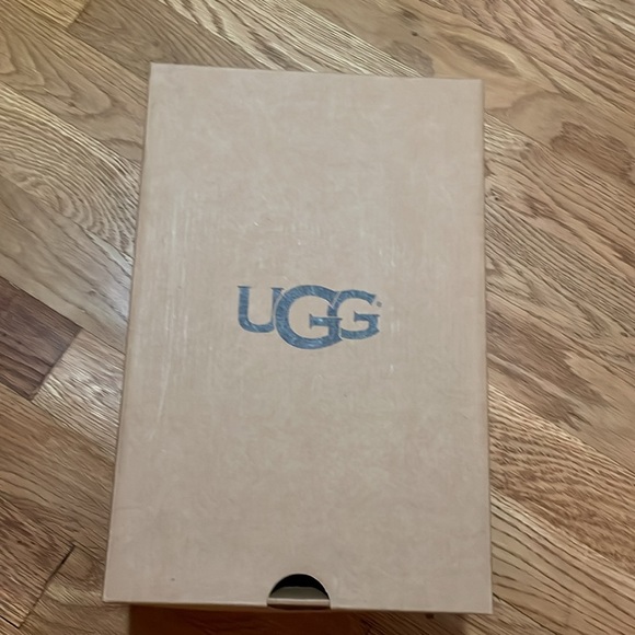 UGG Antilope Lively Suede Wedge high heels slip ons Size 7 3.5 inches high - Picture 10 of 10